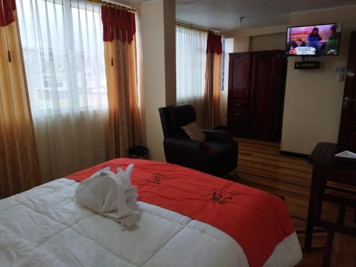 Hotel Velanez Suite Riobamba Exterior foto