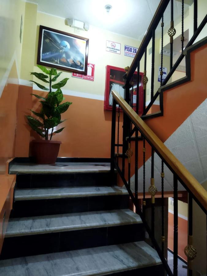 Hotel Velanez Suite Riobamba Exterior foto