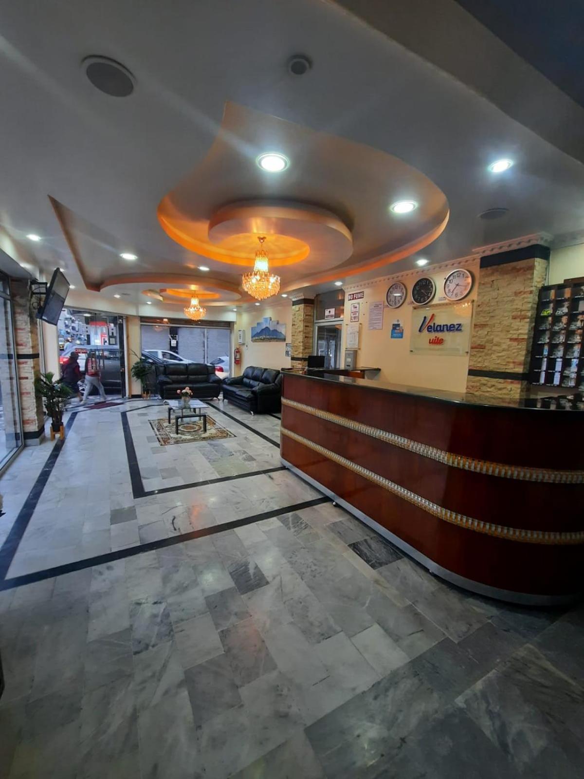 Hotel Velanez Suite Riobamba Exterior foto